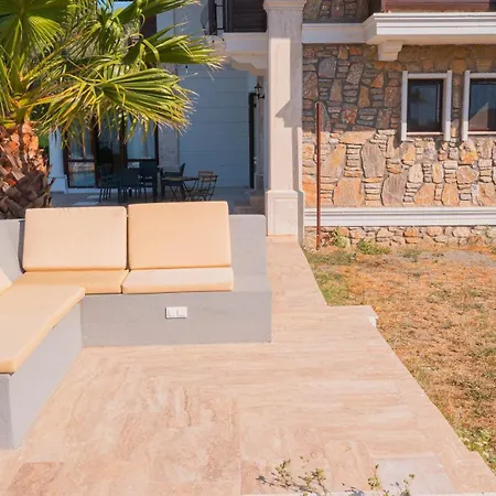 Villa Private Villa-villa Lufu