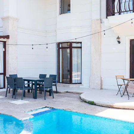 Private Villa-villa Lufu Vila *