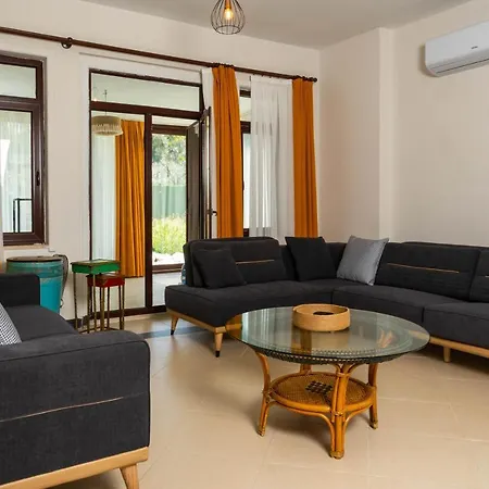 Private Villa-villa Lufu *